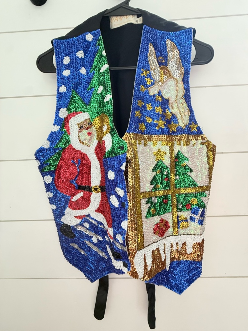 Savvy Sequin Holiday Vest in Blue, Green, Gold, Red, White Size M